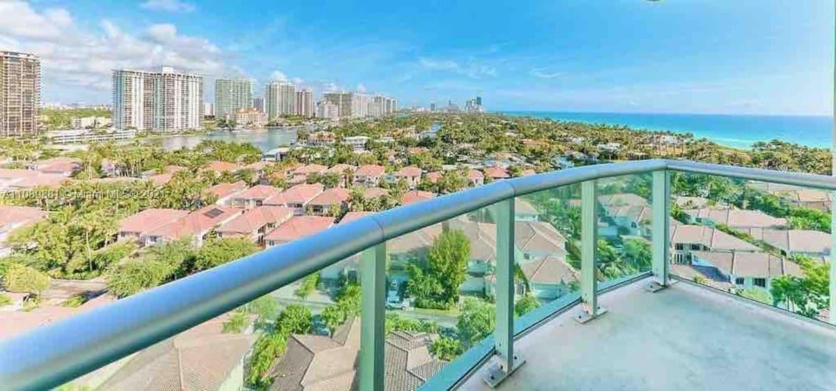 Breathtaking Ocean View! 15Th Floor Lejlighed Miami Beach Eksteriør billede